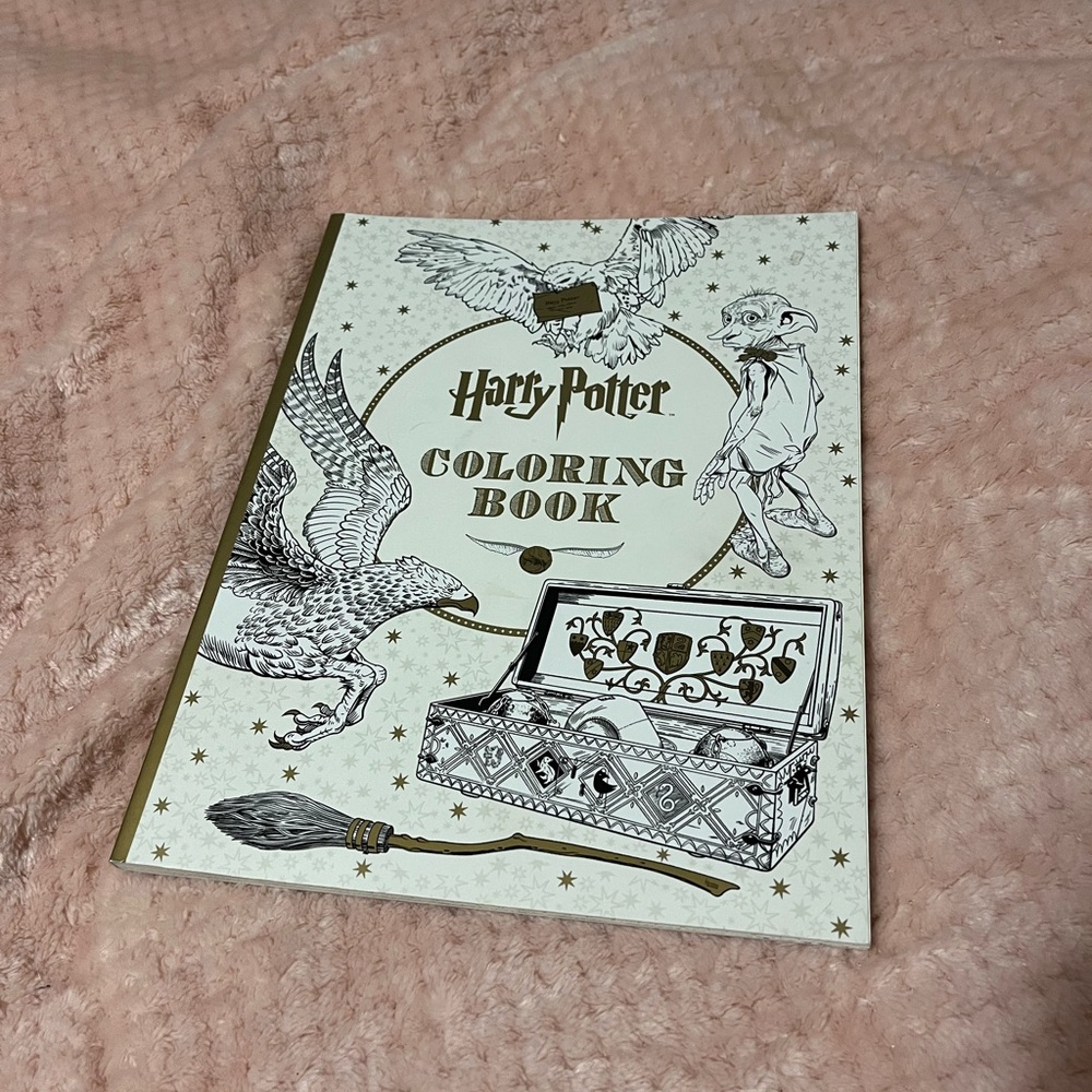BNWOT Harry Potter Colouring Book
